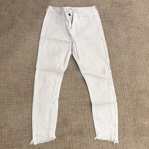 Women's White Frayed Hem Jeans